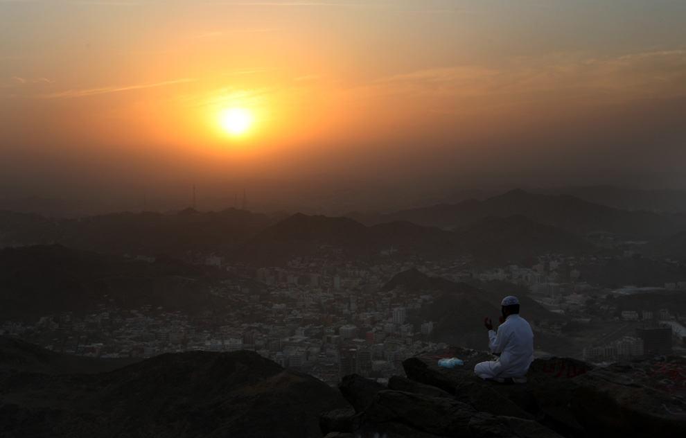 Sins that can be the Cause of Greatest Punishment in Grave